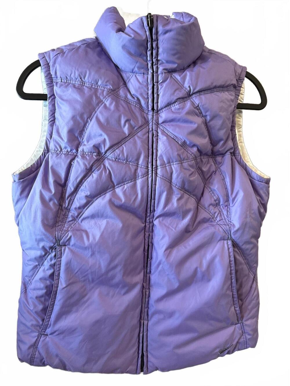 Nike Reversible Puffer Vest in Lavender and White Size Small